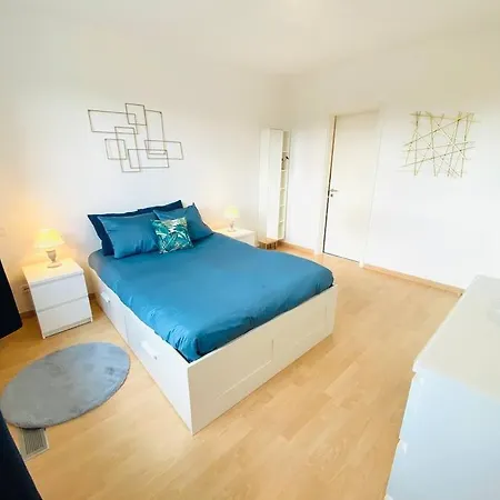 Spacious Flat In Kirchberg With Parking And Terrace -15 아파트