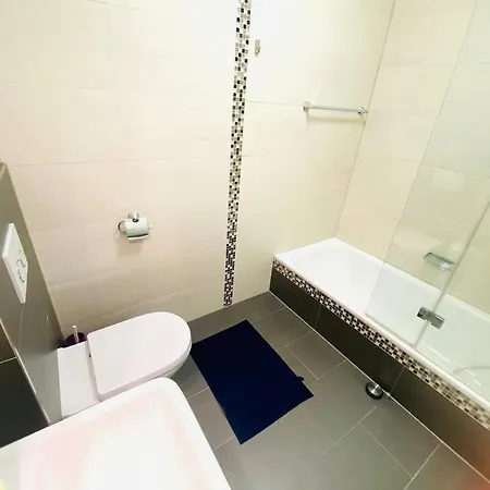 Spacious Flat In Kirchberg With Parking And Terrace -15 아파트 *